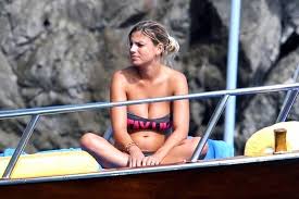 Cantante italiana piรน bella
